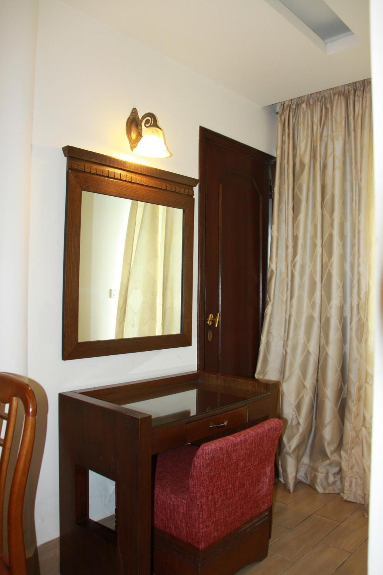Lamedina Hotel & Resort Джуния Екстериор снимка