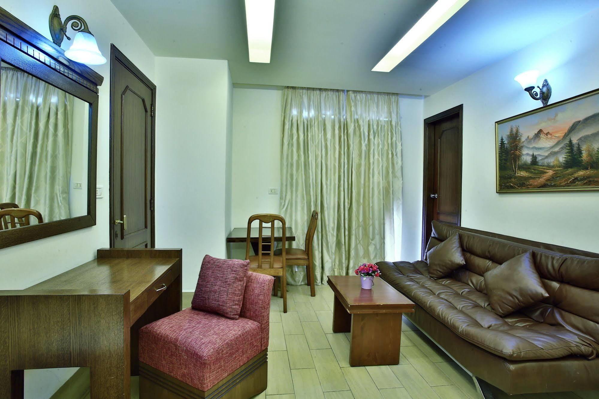 Lamedina Hotel & Resort Джуния Екстериор снимка